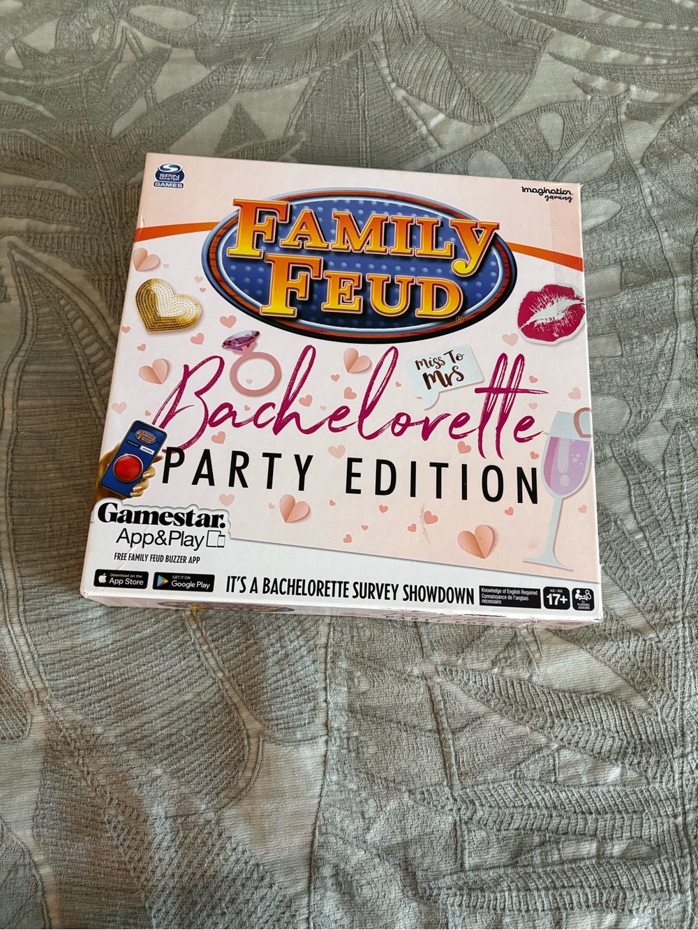 Family Feud Bachelorette Party Edition Game - Pink